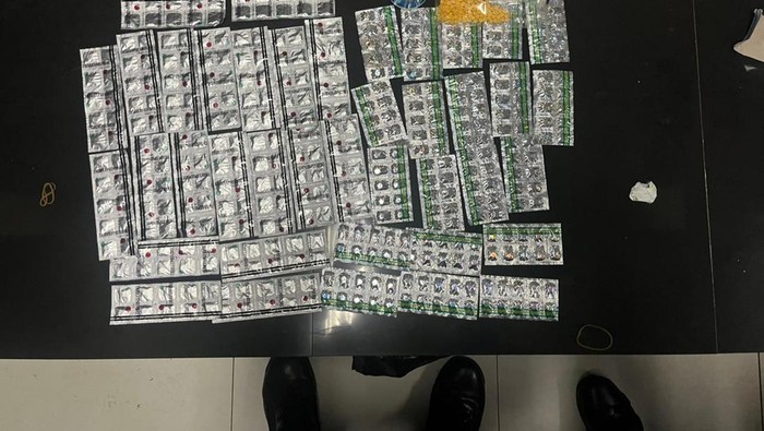 Polisi Tangkap 2 Pria Bawa 1.000 Obat Keras, Ancaman Besar di Bogor!