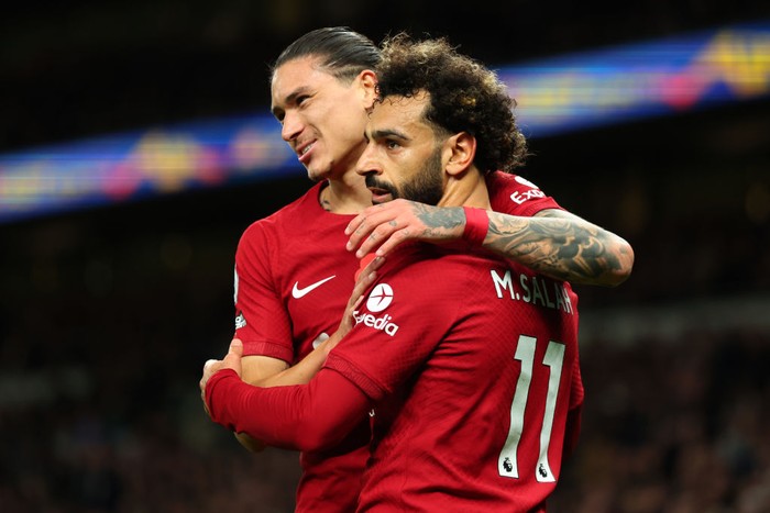 **Kata-kata Mo Salah Ditinggal Pergi Darwin Nunez: Dampak dari Pemisahan di Liverpool**
