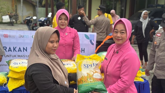 Bhayangkari Polsek Singingi: Solusi Beras Murah, Tanggulangi Krisis Pangan!