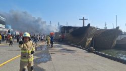 Kapal Terbakar di Muara Baru Meningkat Jadi 5 Unit, Ini Kronologinya