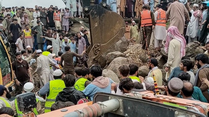 Banjir-Longsor di Pakistan Tewaskan Nyaris 200 Orang dalam 24 Jam: Bencana yang Tidak Terduga