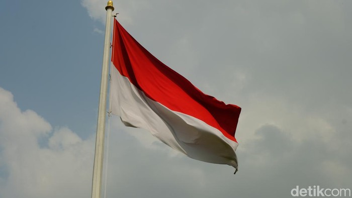 Cinta Indonesia: Merebut Bendera, Apakah Itu Cukup untuk Generasi Ini?
