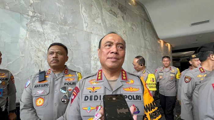 [Contoh judul]