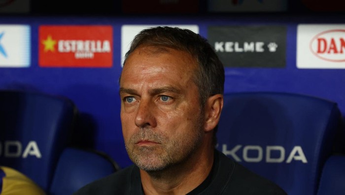 **Flick Ngomel Barcelona Menang Kurang Telak, Flick Kritik Performa Tim**