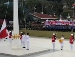 Bendera Merah Putih Terbalik Viral di Mamasa, Panitia: “Maaf atas Kesalahan Ini”