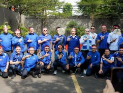 PAN Gelar Lomba 17-an, Zulhas & Para Menteri Bergelut di Belut-Makan Kerupuk!