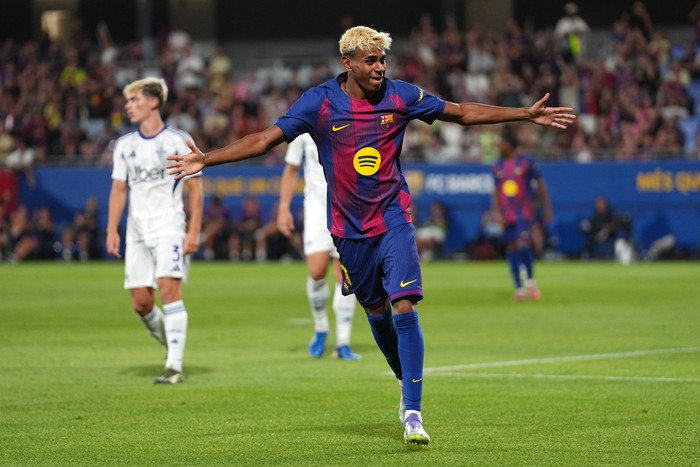 **Cieee... Lamine Yamal, Pujian Messi dan Mimpi Muda!**