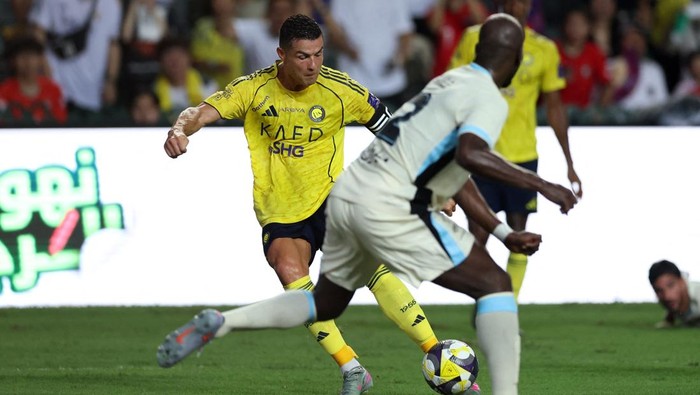 Ronaldo Menyulap Al Nassr ke Final dengan Skill超human!