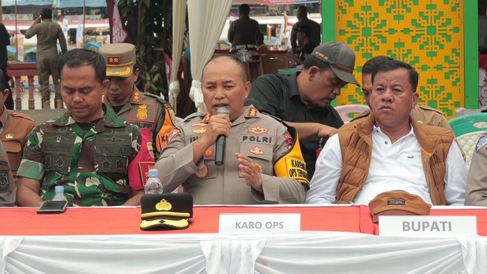 Polda Riau Gelar 8 Posko Kesehatan di Tepian Narosa, Dukung Pacu Jalur dengan Solusi Inovatif