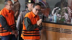 “Wamenaker Berurai Air Mata, Minta Maaf ke Prabowo Usai Jadi Tersangka KPK”