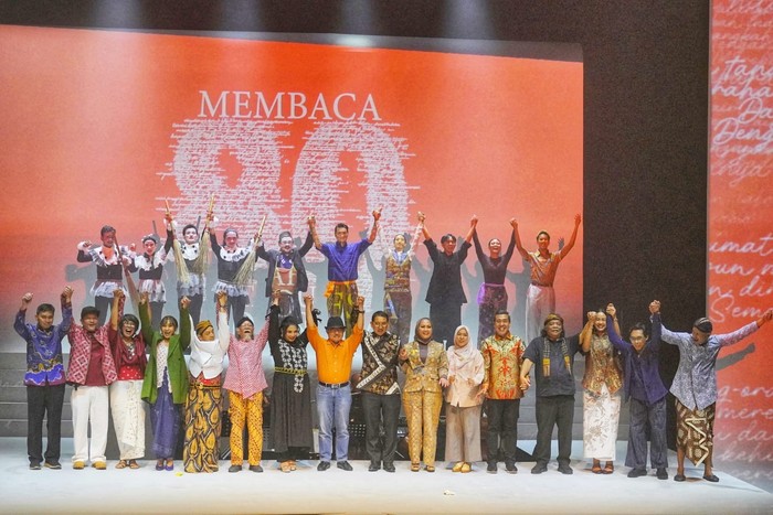 Hadiri Sasana Sastra, Menbud-Menag Bacakan Puisi Perjuangan-Spiritualitas di tengah Tren Literasi Masyarakat!