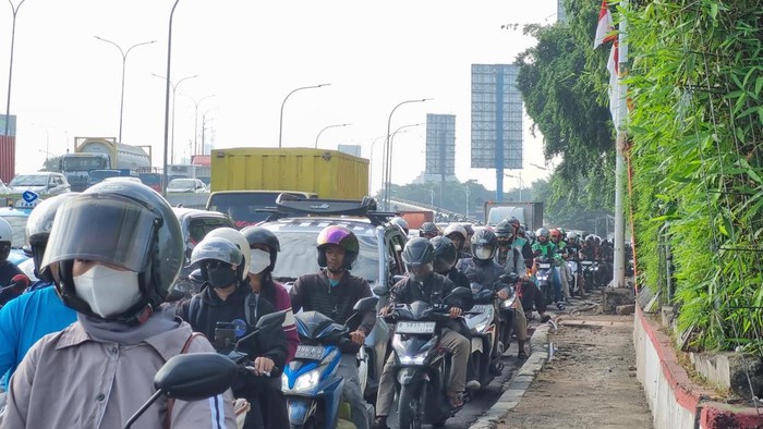 4.438 CCTV: Kunci Pemprov DKI-Polda Metro dalam Perangi Kemacetan Jakarta