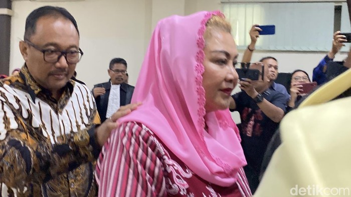 Divonis 5 Tahun Bui, Hak Politik Eks Walkot Semarang Mbak Ita Tak Dicabut - Update 1