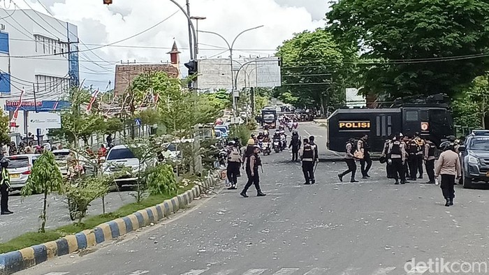 10 Simpatisan Terdakwa Makar Ditangkap, Tuntasnya Kasus Rusuh Sorong?