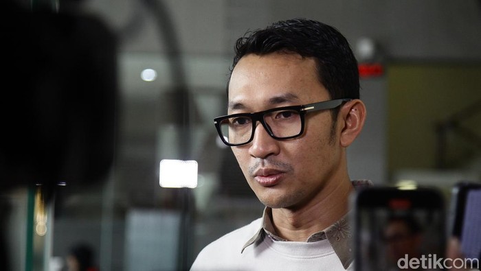 Periksa Bupati Pati Sudewo, KPK Dalami Aliran Dana Kasus Korupsi Jalur KA - Update 1