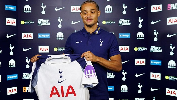 Sah! Xavi Simons Resmi Gabung Tottenham Hotspur, Chelsea Terpacu