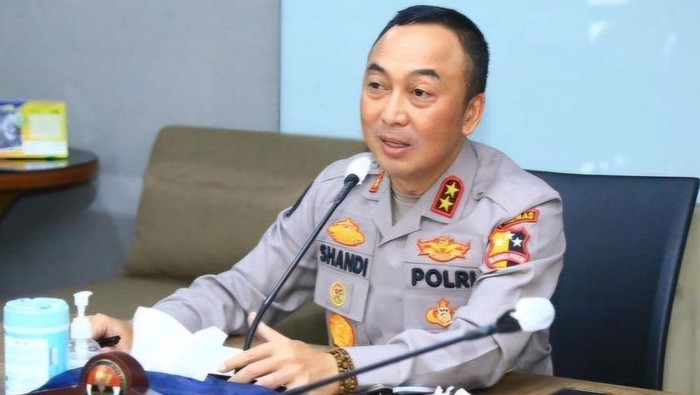 **Polri: Langkah Terukur dan Sesuai Aturan dalam Menangani Aksi Anarkis**