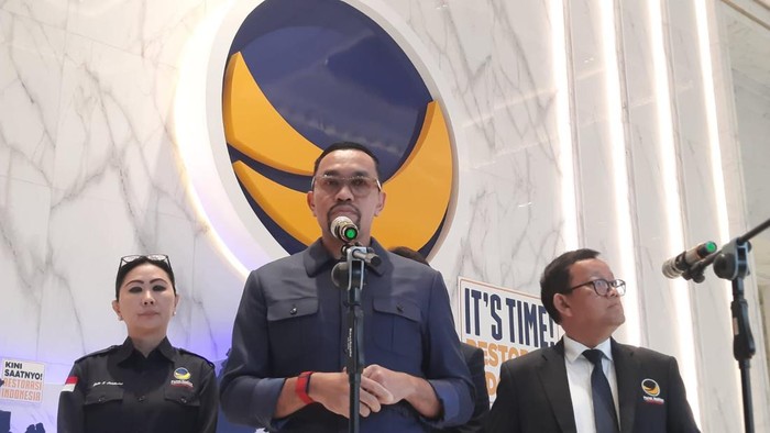**Ahmad Sahroni Dukung Evaluasi Total Tunjangan DPR RI, Apakah Ini Solusi untuk Demo?**