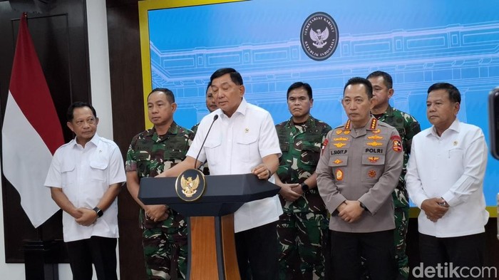 Sidang Kabinet: Prabowo Beri Peringatan Tegas ke Kapolri dan Panglima TNI Soal Perusuh