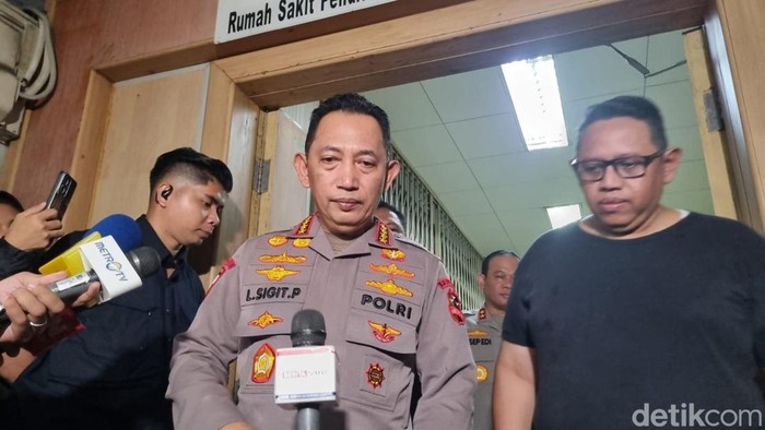 Kapolri soal Arahan Tindak Tegas Perusuh: Semuanya dalam Koridor Aturan - Update 1