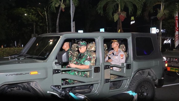 Polisi-TNI Launching Operasi Malam di Jakbar, 350 Personel Bantu Kondusifitas Pasca-Aksi