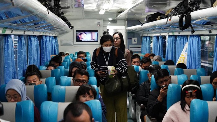 **Simak! Ini Cara Membatalkan Tiket Kereta Api di Aplikasi KAI Access, Plus Biaya yang Perlu Diketahui**