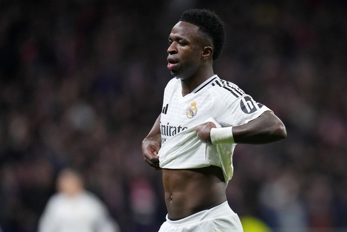 Real Madrid Ultimatum Vinicius: Pergi atau Tetap?