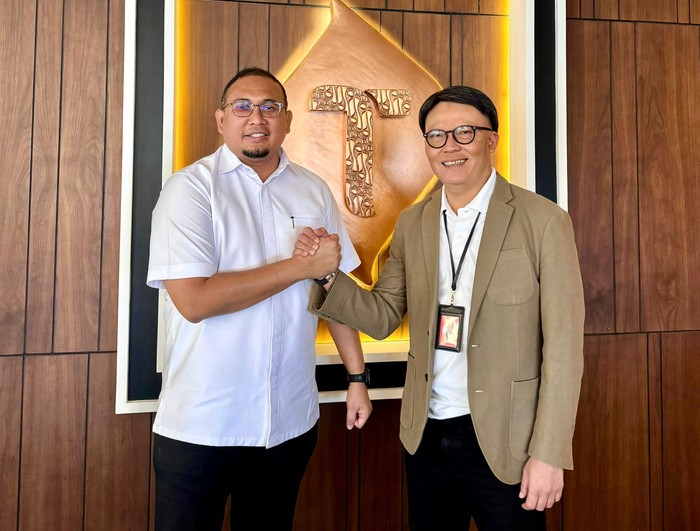 **Andre Rosiade Dorong Pembangunan BTS di Sumbar, Temui Dirut Telkomsel**