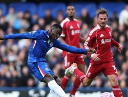 **Babak I Selesai, Liverpool Tertinggal dari Chelsea: Gol Menentukan dari Caicedo**
