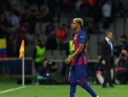 Lamine Yamal Mungkin Hilang di El Clasico, Barcelona Siap Kehilangan Bek Penting