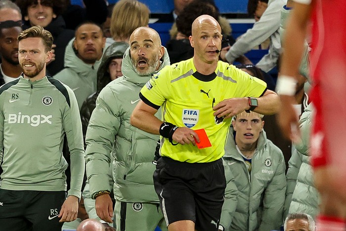 Chelsea dan 'Hobi' Kartu Merah yang Belum Henti: Tragedi atau Strategi?