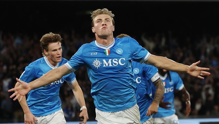 Hojlund Salva Napoli dari Kebuntuan, Genoa Terima Kejutan Mengejutkan dalam Laga yang Tak Terduga!