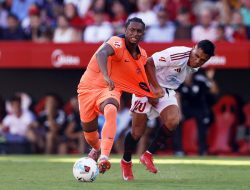 **Barcelona Kandas di Sevilla karena Waktu dan Cuaca! Balde Ungkap Alasan Kekalahan Tim**