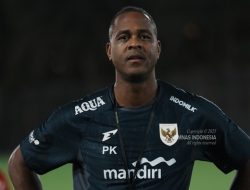 **Kluivert: Timnas Indonesia Pantang Tunjukkan Rasa Takut di Kualifikasi Piala Dunia 2026**
