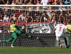Szczesny: Barcelona Diambang Kejayaan?