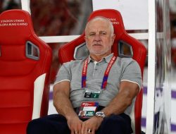 “Graham Arnold: Lawan Indonesia, Irak Jangan Terganggu Keputusan Wasit!”