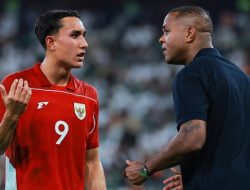 “Kluivert: Timnas Indonesia Solid! Apakah Ini Tanda Puncak Performa?”