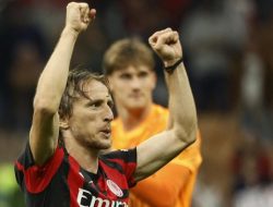 **Ibrahimovic Nggak Kaget Modric Masih Bagus di Usia 40 Tahun, Likidasi Milan Bertekanan!**