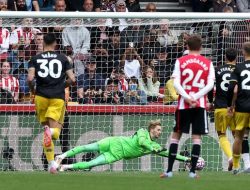 “Fernandes Perlu Latihan Penalti Lagi, tapi Nggak Trauma Hadapi Kelleher: Apakah Ini Ancaman bagi Manchester United?”