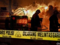 “Bencana Mengerikan di Texas: Pabrik Peledak Meledak, Belasan Nyawa Hancur dalam Sekejap”