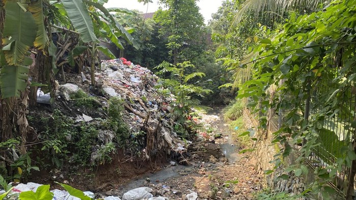 Wawalkot Depok Tindak TPA Liar di Harjamukti: Tegakkan Kebijakan, Tak Ada Ampun