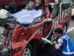 Tragedi Tol Purbaleunyi: Mobil Travel Vs Truk, 1 Tewas, 9 Luka