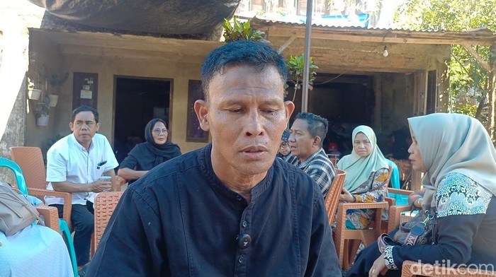 [Contoh Judul yang Unik Berdasarkan Judul Asli]