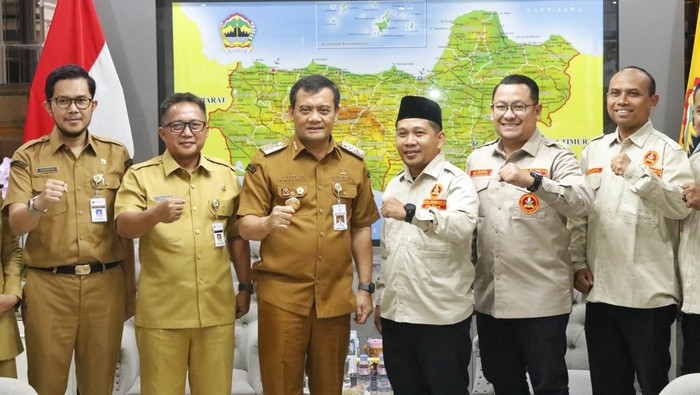 Gubernur Ahmad Luthfi: 