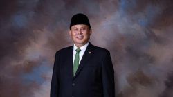 “Negara di Pesantren: Implementasi Konstitusi Pendidikan dalam Rekonstruksi Mushala Al Khoziny”