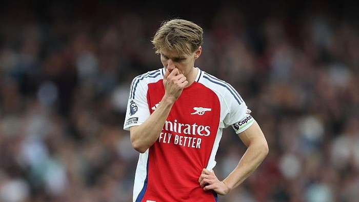**Odegaard Absen Sampai Pertengahan November? Arsenal Kehilangan Kapten Kunci**