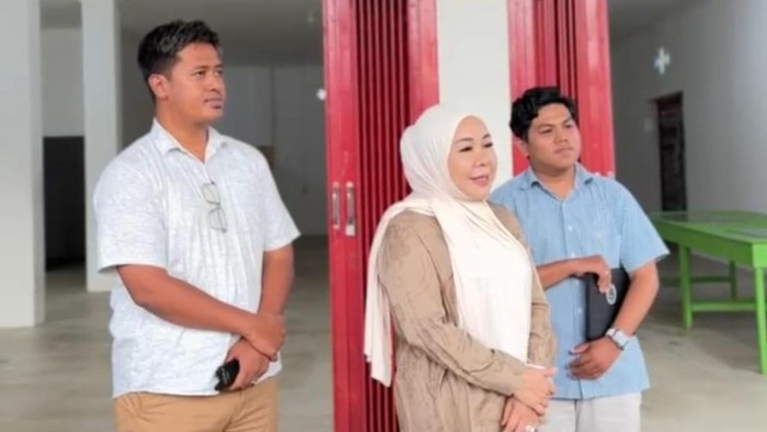 **Rahmawati Gerindra Dukung MBG, Tinjau Dapur SPPG di Sekatak Buji**