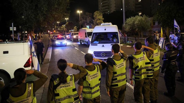 Hamas Serahkan Jasad Sandera Usai Ancaman Israel Pangiunkan Bantuan