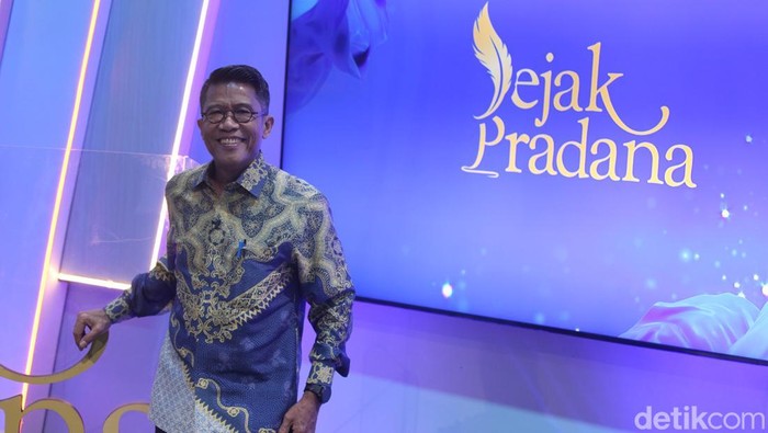 **Target Ekonomi 8%: Ketua Komisi XI DPR RI Yakin Bisa Dicapai, Bukan Mustahil!**