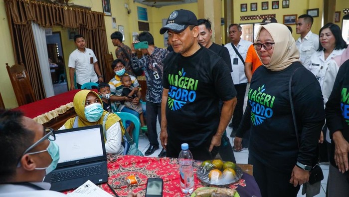 Gubernur Jateng Tinjau Layanan Speling dan Bantuan Pangan di Kendal: Bantu Pemulihan Ekonomi Warga?
